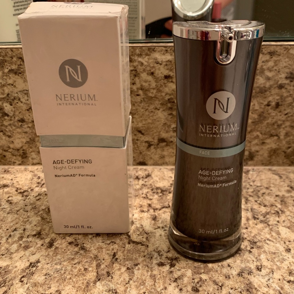 Nerium international night time face cream